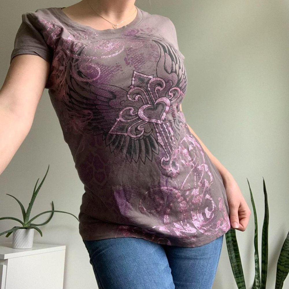 2000s grey and pink graphic tee with cyber goth vibes